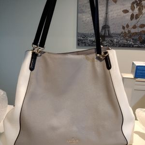 KATE SPADE XLARGE SHOULDER BAG